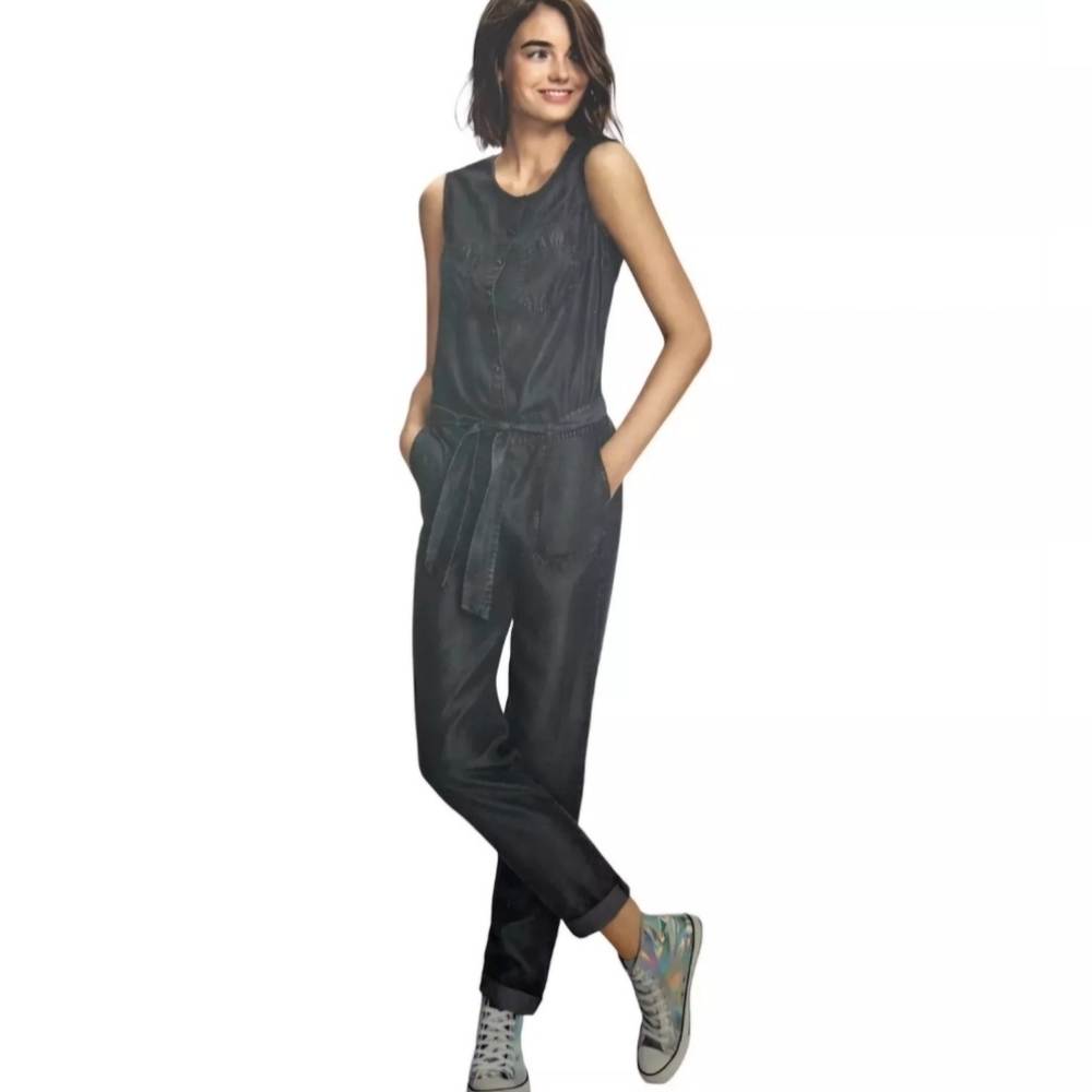 Love Ryan Los Angeles Women’s Navy Light Denim Sleeveless Jumpsuit Sz S